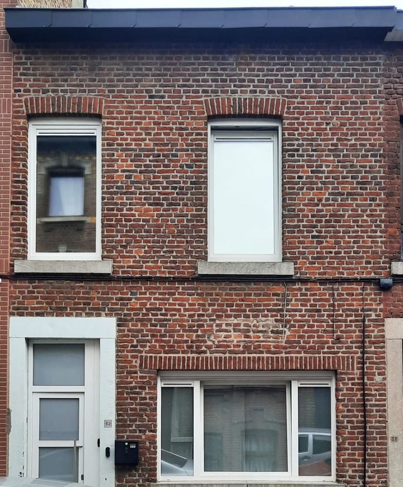Façade en briques du 62 rue Dony à Liège